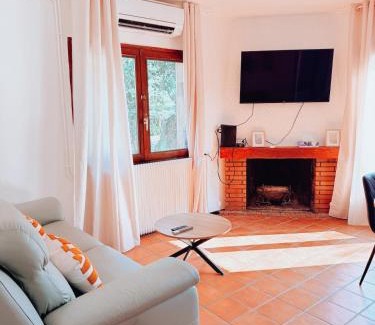 Cugnaux House | Maison familiale , piscine chauffée - Jardin - Toulouse
