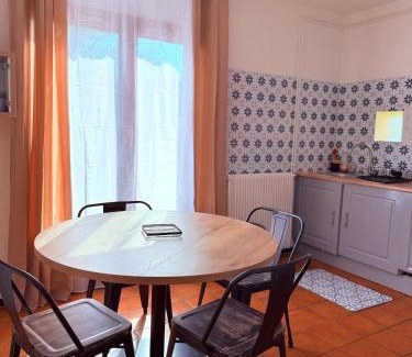 Cugnaux House | Maison familiale , piscine chauffée - Jardin - Toulouse