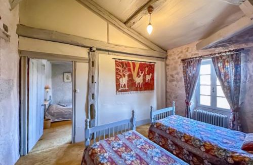 Fources House | Maison La Cloche