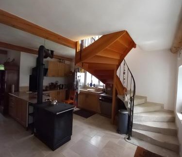 Chabrillan House | Maison Le Petit Mas