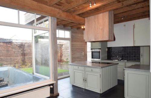 Staden House | Maison Lucy In het huis van de kunstenares