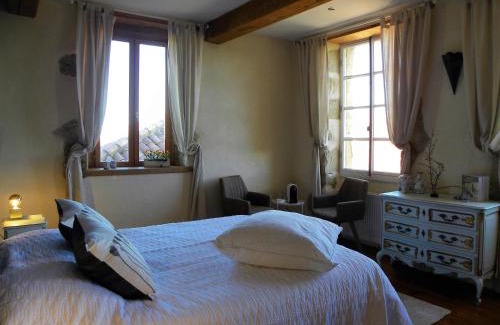 Couloume-Mondebat Bed & Breakfast | Maison Olleris