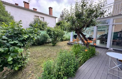Digne-les-Bains Villa | Maison Petite Florence Provençale by Bookingfuté