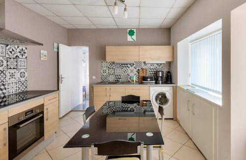 Trevou-Treguignec House | Maison pour 5 personnes à 950 m de la plage