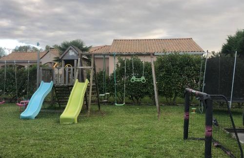 Fleac Villa | Maison proche d'Angoulême 8 couchages avec piscine