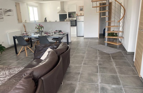 Barbazan-Debat House | Maison Rénovée Entre Ville et Montagnes, Paisible, Randonnées à 5mn à Pied