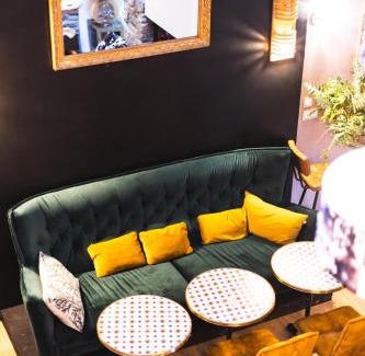 Azet Bed & Breakfast | Maison Seignou