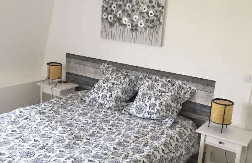 Loury House | Maison spacieuse avec jardin privatif, idéale pour 6, proche Orléans et Châteaux de la Loire - FR-1-590-236