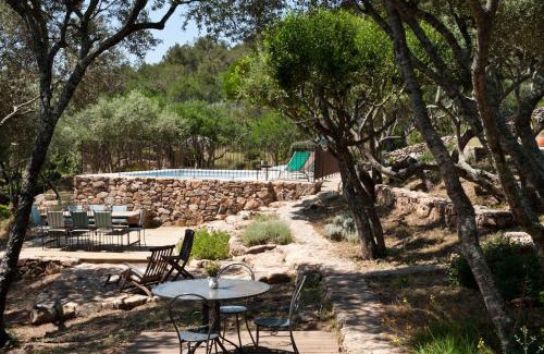 Hameau de Palombaggia Bed & Breakfast | Maison Tavolara