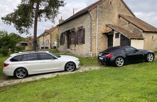 Douillet House | Maisonnette à la campagne