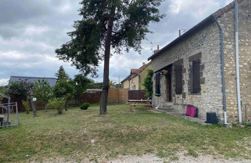 Douillet House | Maisonnette à la campagne