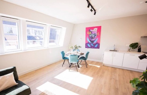 De Bilt Apartment | Majestic 1 Bed Serviced Apartment 54m2 -ESS38M-