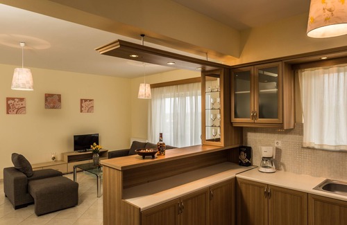 Darmarochori Apartment | Majestic Apartments are located at the beautiful sea side village Kolimbari.