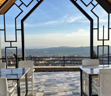 Samaxi Apartment | Majestic Shamakhi A-Frame