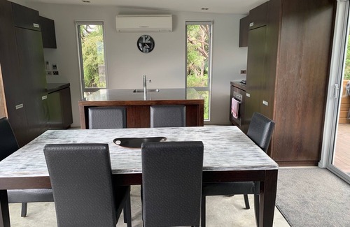 Akaroa House | Majestic Views of the harbour , boasts views of the local bays.