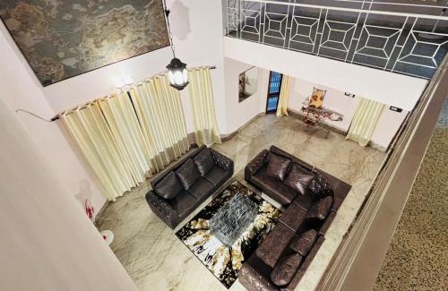 Mysore Villa | Majestic Villa 5BHK AC Bunglow
