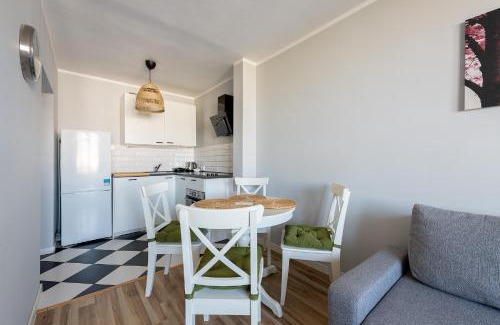 Warsaw Apartment | Maklakiewicza 17 - 700m od szpitala MSWiA - 4km do Lotniska Chopina - mały balkon - Piękny widok na centrum Warszawy