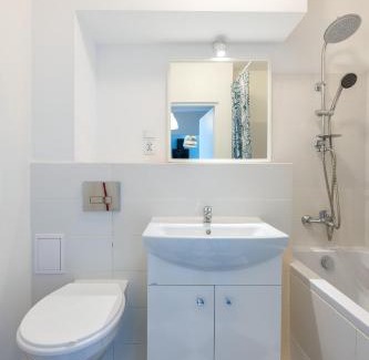 Warsaw Apartment | Maklakiewicza 17 - 700m od szpitala MSWiA - 4km do Lotniska Chopina - mały balkon - Piękny widok na centrum Warszawy