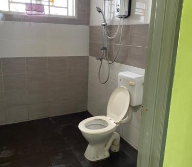 Pengkalan Aor House | Makmur homestay