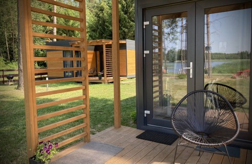 Szeligi Cottage | Makosieje Resort with the view on the lake