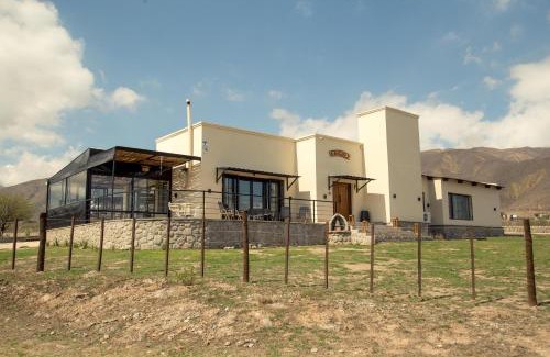 El Mollar House | Malaica
