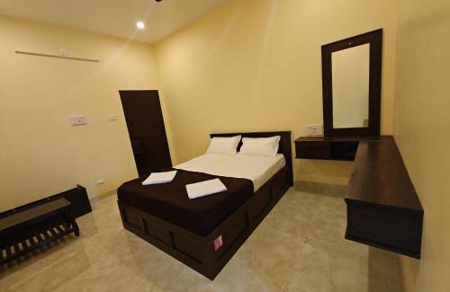 Tiruchendur Hotel | Malathi Residency