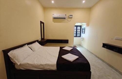Tiruchendur Hotel | Malathi Residency