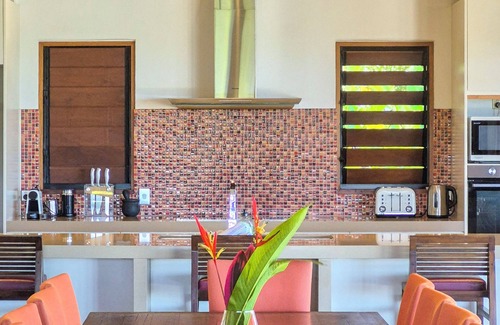 Miallo House | Mali Mali 196 Somerset Drive, Miallo QLD 4873