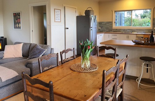 Boat Harbour Cottage | Mallavale Farm Boat Harbour - stunning ocean views