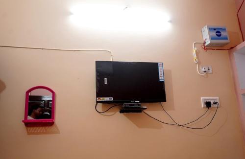 Raiganj House | Malti Home stay 5 minute walking distance fromAyodhya DhamRailway Station