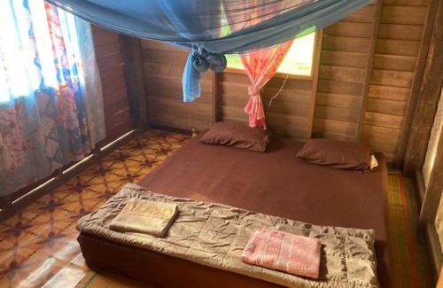 Salavan Province House | Mama Pap - Tad Lo