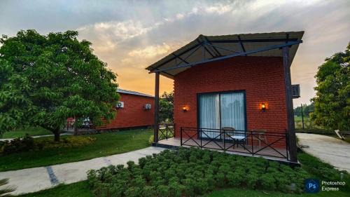 Garhmukteshwar Resort | Mamaya Resort & Spa By Four Leaf Hotels, Garh Mukteshwar