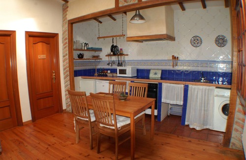 Valberzoso Cottage | Mandala Garden - Rural House "Los Otoños" - Montaña Palentina