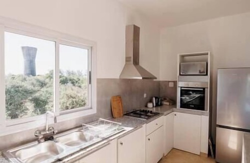 Marracuene House | Mandowa Beach Forest & Cottages - B