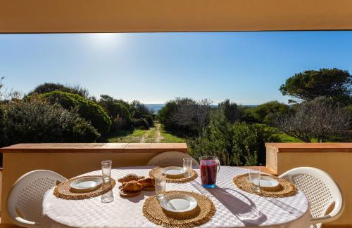 Capo Mannu Apartment | [Mandriola] House facing the sea - Free WiFi