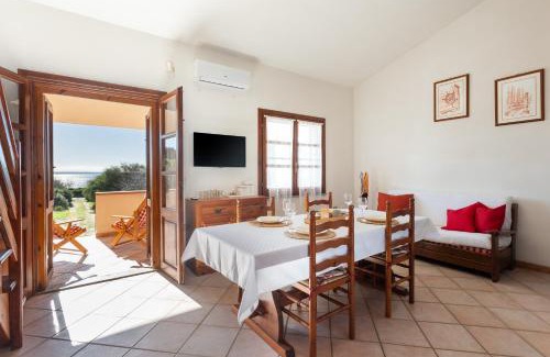Capo Mannu Apartment | [Mandriola] House facing the sea - Free WiFi