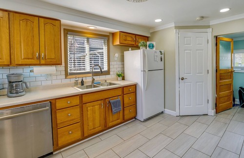 Manistee House | Manistee Cottage Near Beach & Dtwn