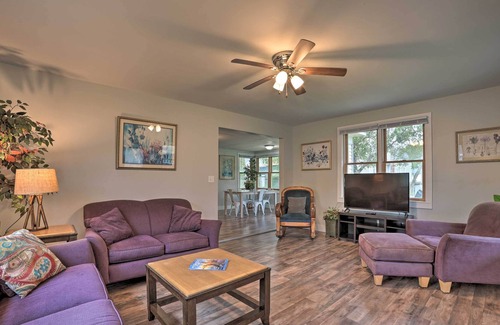 Manistee House | Manistee House < 1 Mile from Lake Michigan!