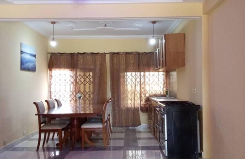 Mankessim House | Mankessim-5bedroom-4bathroom-6beds-parking