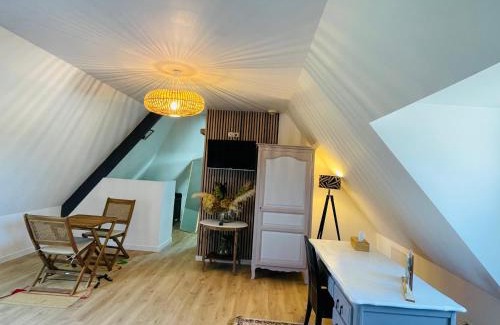 Saint-Pierre-du-Vauvray Bed & Breakfast | Manoir de la Houlette