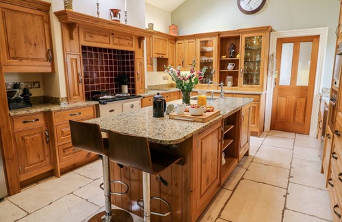Accrington Cottage | Manor House