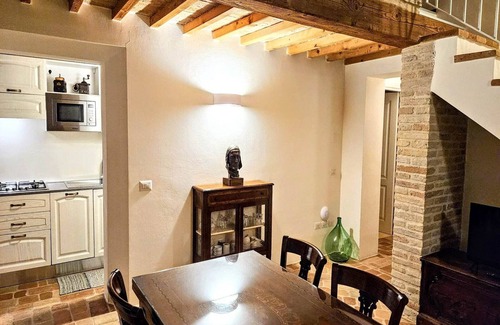 Monsano Apartment | Manor in Marche near Adriatic Beaches