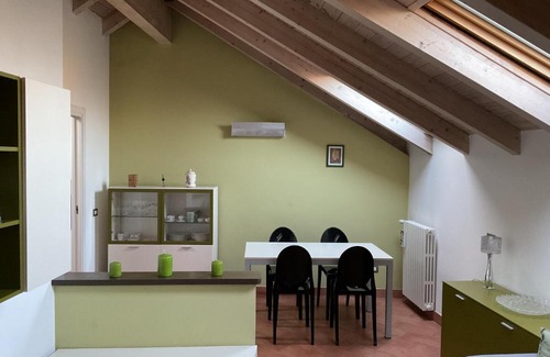 San Nicolo Apartment | Mansarda nel cuore di Novi