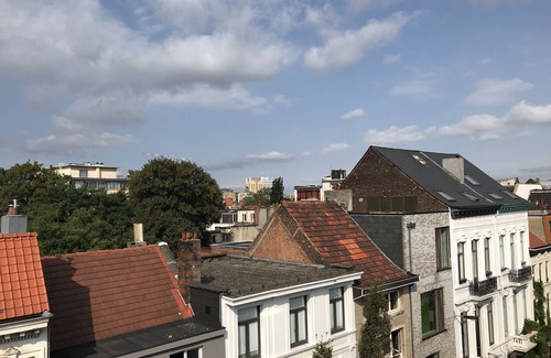 Borgerhout House | Mansion for max 10 people in the center of Antwerp with parking