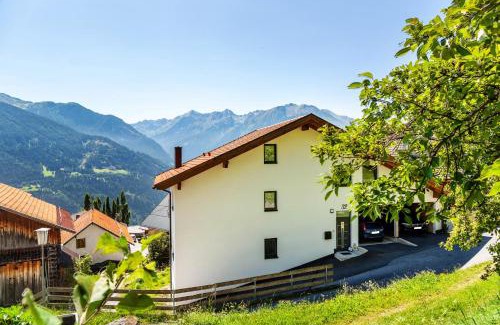 Arzl im Piztal Apartment | Manu's Bergblick