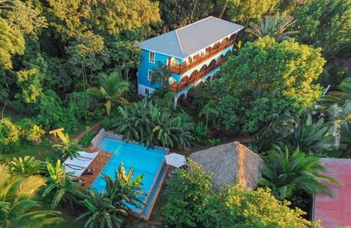 Isla de Utila Hotel | MANURII Garden