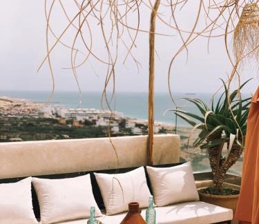 Tamraght Hotel | Manzili Surfhouse