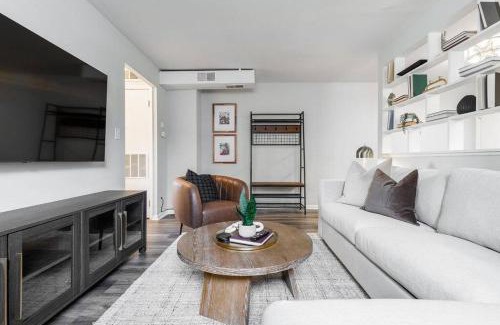 Maple Heights Apartment | Maple Heights Retreat