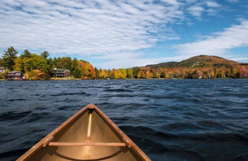 Lake Placid Hotel | Maple Leaf Inn - Lake Placid provides Two double bed suite