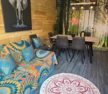 Ruffec House | Maquis Foch House With Parking and Garden Near Town
